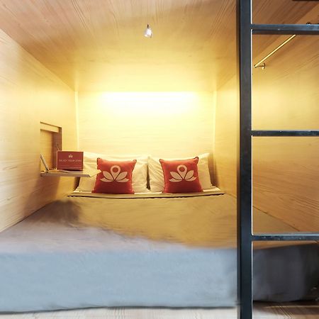 Juanda Airport Hostel Gedangan Ngoại thất bức ảnh