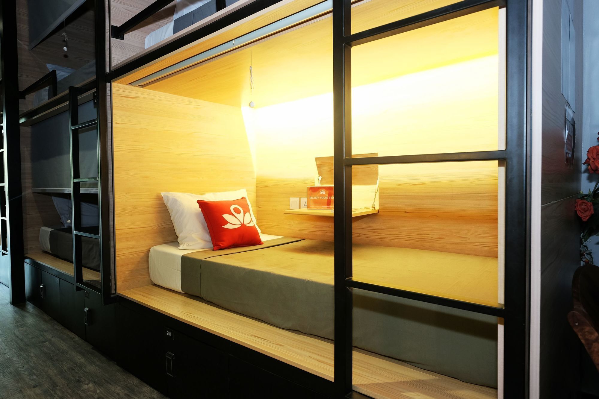 Juanda Airport Hostel Gedangan Ngoại thất bức ảnh